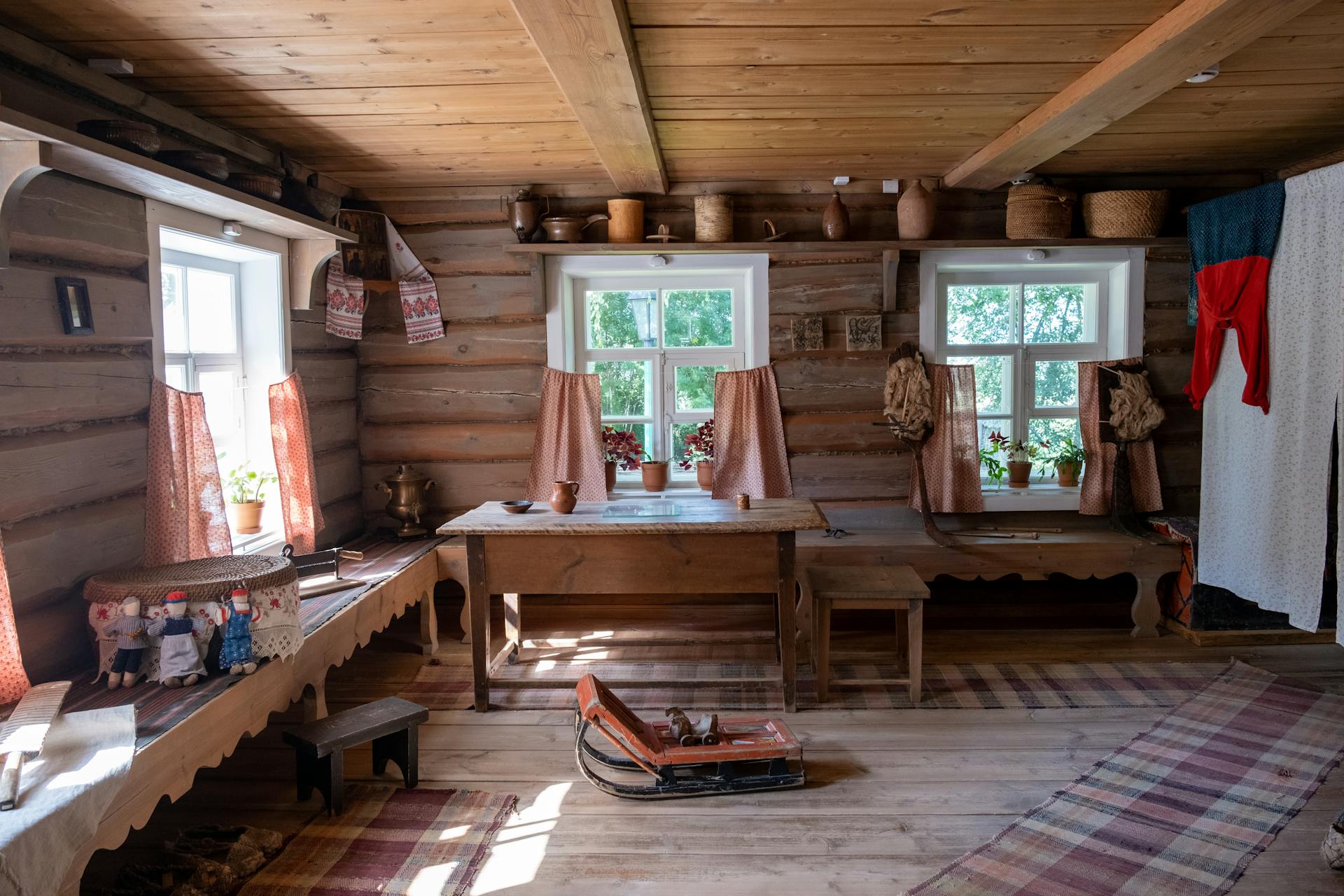 Interior of one of the Kingfisher Barn rooms