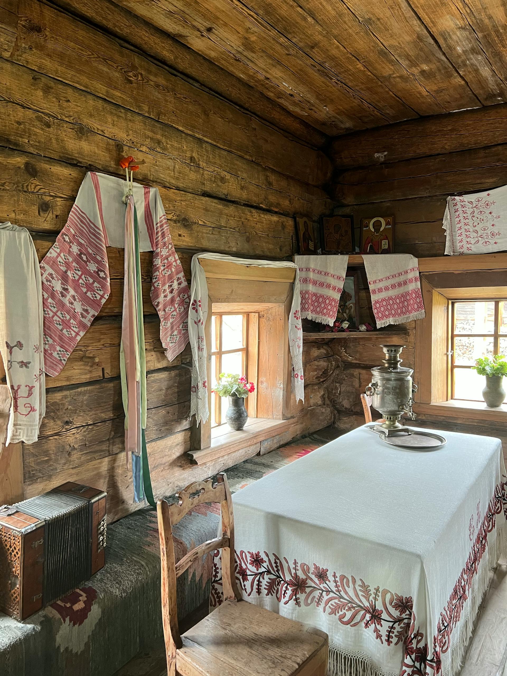 Kingfisher Barn interior heritage detail